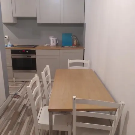Apartament 8 Osob Centrum Διαμέρισμα Στσέτσιν